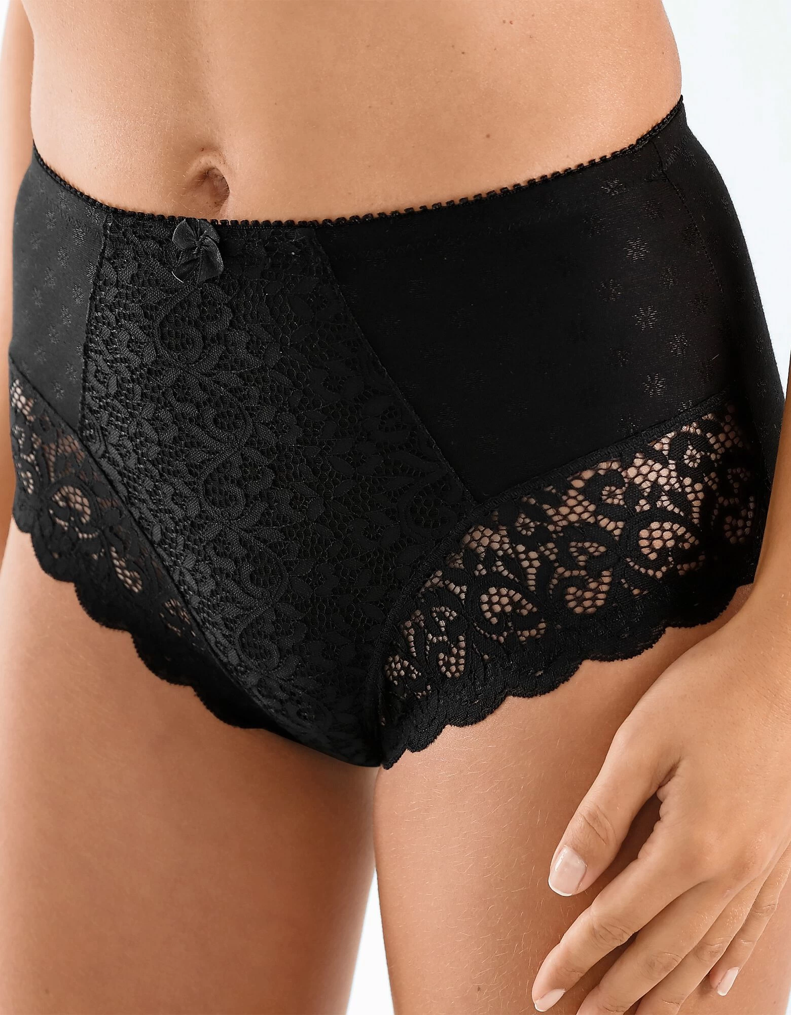Culotte Forme Boxer Dentelle Gainante - Lot De 2 5 Culotte Forme Boxer Dentelle Gainante - Lot De 2 – Image 3