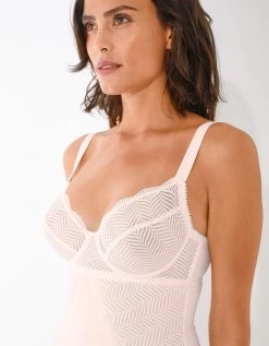 Body Dentelle Maille Gainante - Avec Armatures 13 Body Dentelle Maille Gainante - Avec Armatures -Boutique De Lingerie De Mode 701724 C00 zoomx vue5