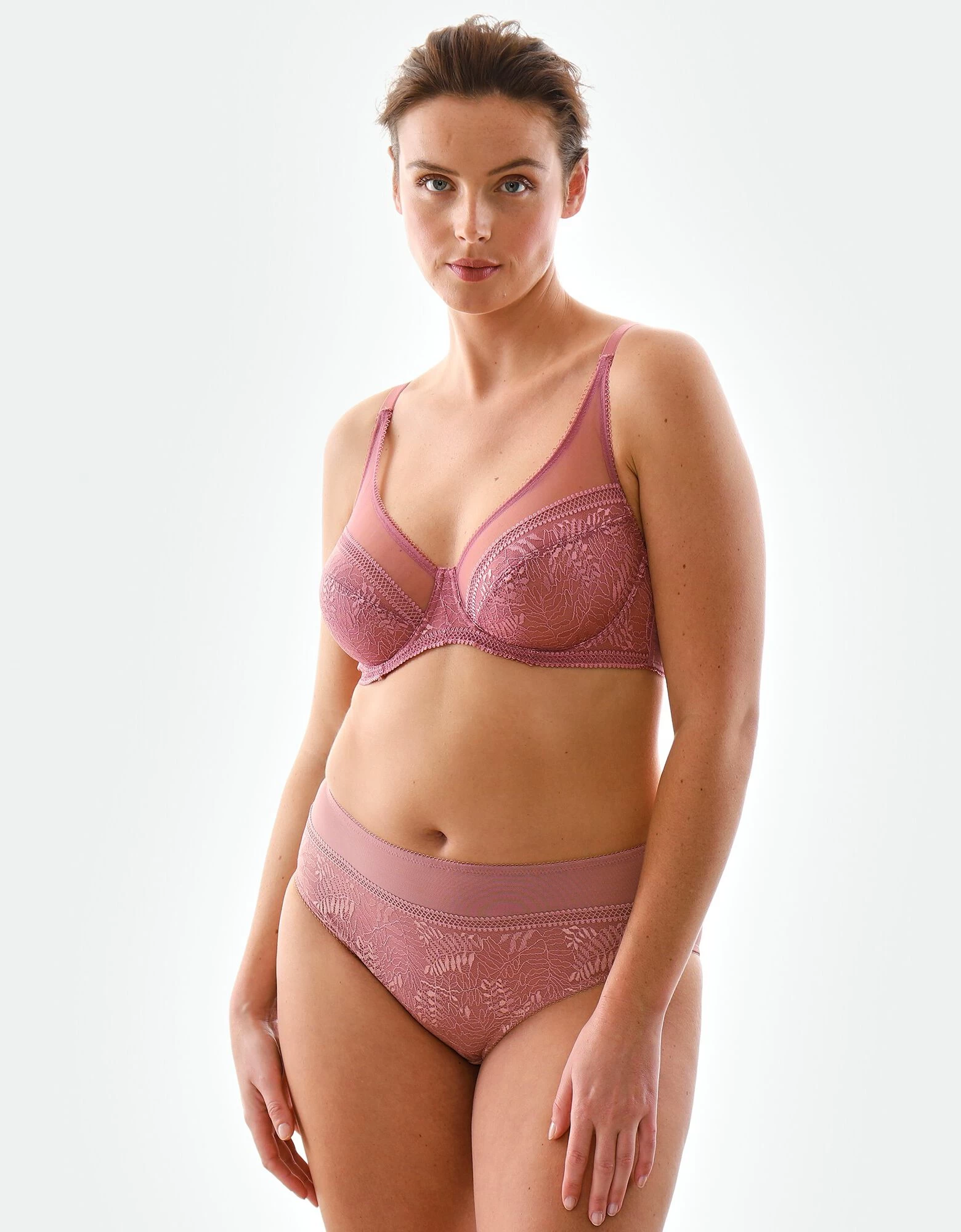 Soutien-gorge Minimiseur En Tulle Et Dentelle Camana - Avec Armatures 4 Soutien-gorge Minimiseur En Tulle Et Dentelle Camana - Avec Armatures – Image 2