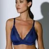 Soutien-gorge Forme Triangle Satin Et Dentelle Nauta- Sans Armatures -Boutique De Lingerie De Mode 701893 C00 zoomx