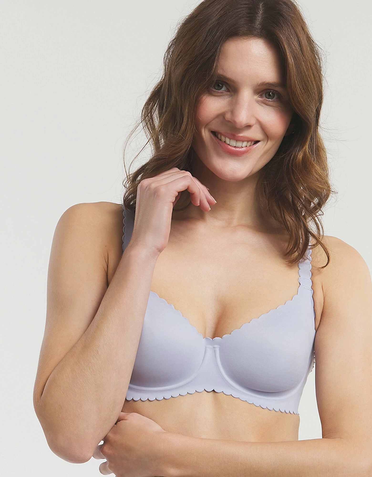 DIM Soutien-gorge Corbeille Sans Coutures Body Touch - Avec Armatures 3 DIM Soutien-gorge Corbeille Sans Coutures Body Touch - Avec Armatures