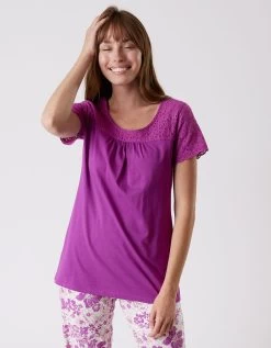 Pyjama Imprimé Avec Broderie Anglaise - Manches Courtes 15 Pyjama Imprimé Avec Broderie Anglaise - Manches Courtes -Boutique De Lingerie De Mode 703058 C01 zoomx vue6