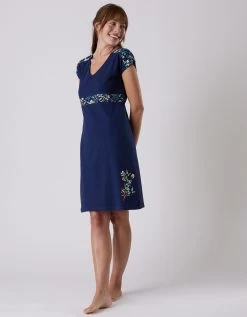 Chemise De Nuit Manches Courtes Imprimé Placé "jardin Secret" -Boutique De Lingerie De Mode 703087 C01 zoomx vue5