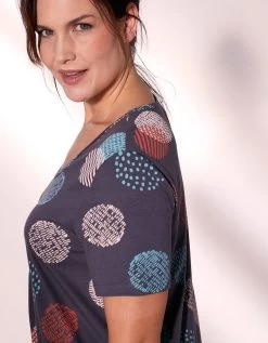 Chemise De Nuit Longue Imprimée Graphique -Boutique De Lingerie De Mode 703503 C01 zoomx vue4