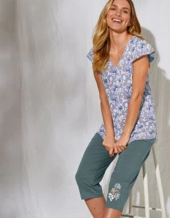 Pantacourt Pyjama Imprimé Placé "pétales De Fleurs" -Boutique De Lingerie De Mode 703612 01 2