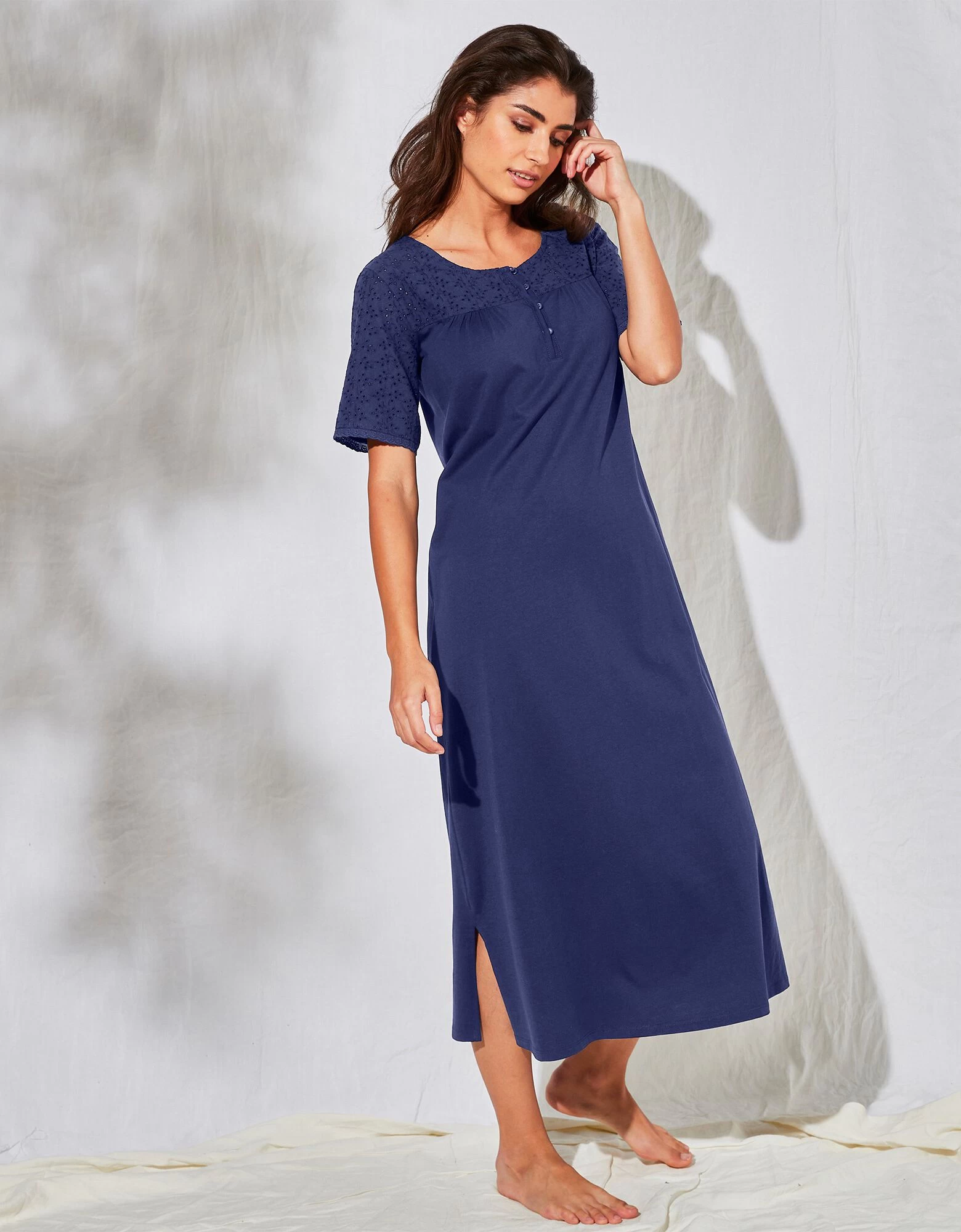 Chemise De Nuit Longue Coton Et Broderie Anglaise 3 Chemise De Nuit Longue Coton Et Broderie Anglaise