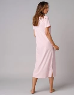 Chemise De Nuit Longue Manches Courtes Unie 10 Chemise De Nuit Longue Manches Courtes Unie -Boutique De Lingerie De Mode 703822 C01 zoomx vue3