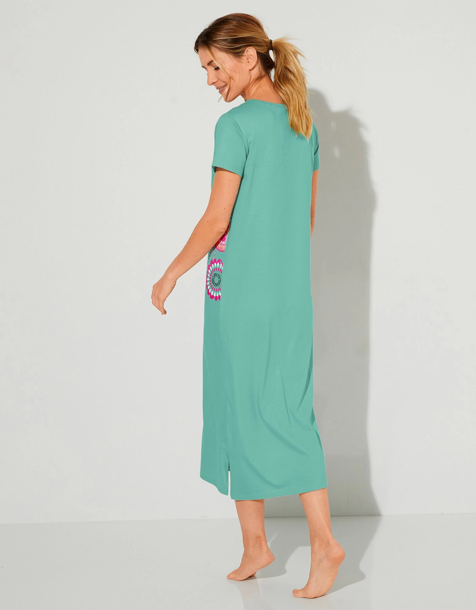 Chemise De Nuit Longue Imprimé Rosaces 3 Chemise De Nuit Longue Imprimé Rosaces – Image 2