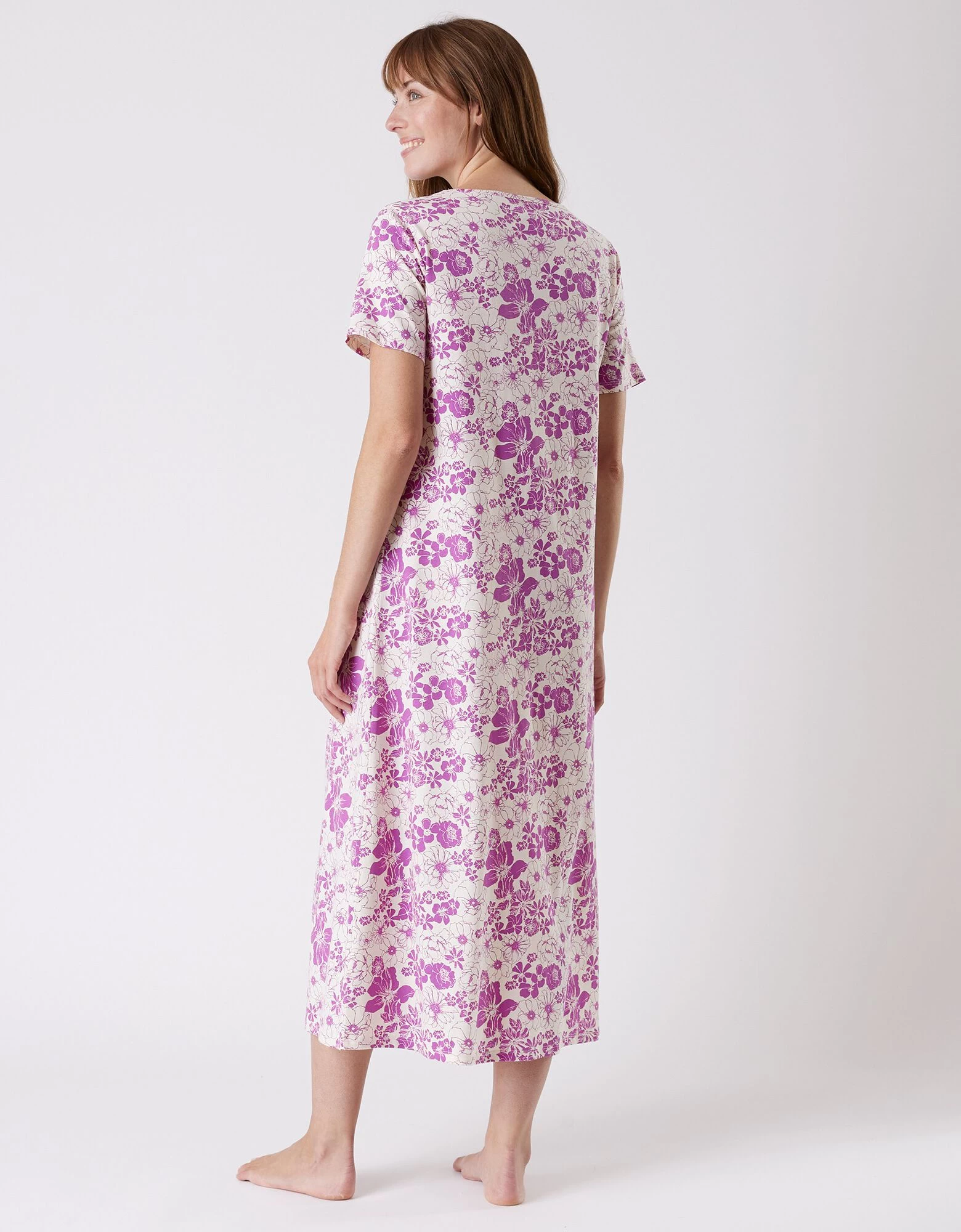 Chemise De Nuit Longue Imprimée Fleurie - Manches Courtes 4 Chemise De Nuit Longue Imprimée Fleurie - Manches Courtes – Image 2