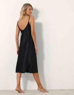 Nuisette Longue Satin Uni -Boutique De Lingerie De Mode 706200 C02 zoomx vue2